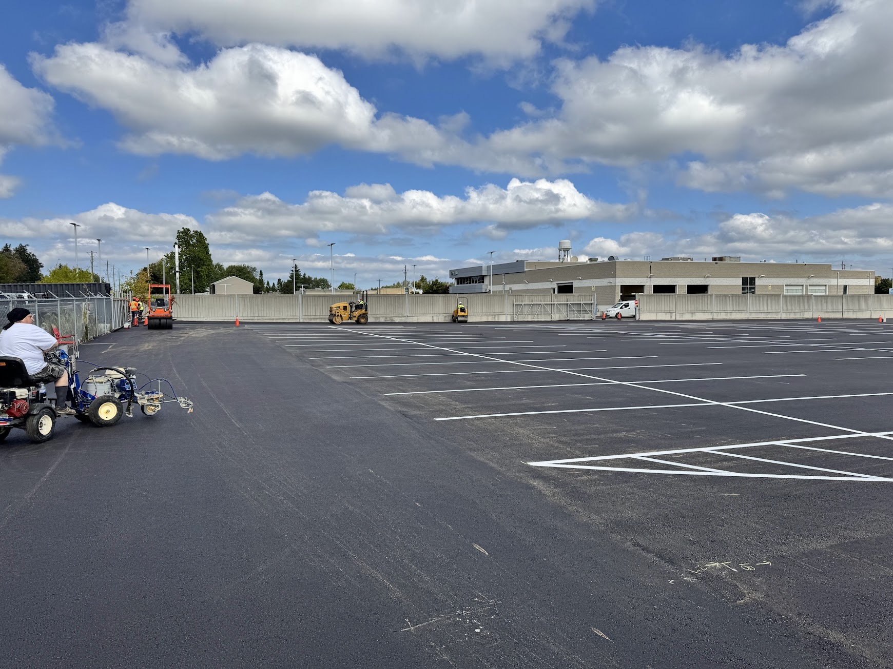 Commercial parking lot paving Niagara Region